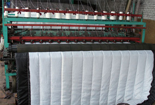 保溫被衍縫機(jī)